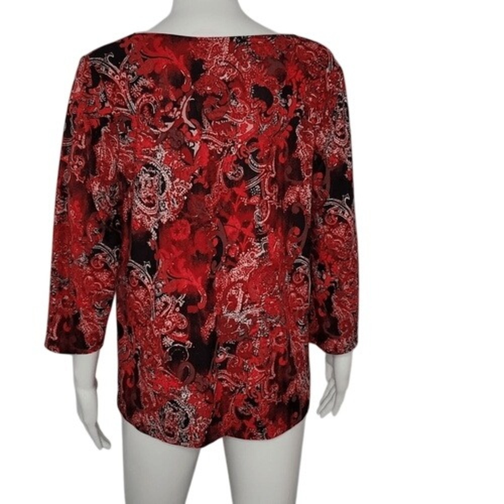 Dressbarn Red Print Ruched‎ Front Top - Picture 6 of 10